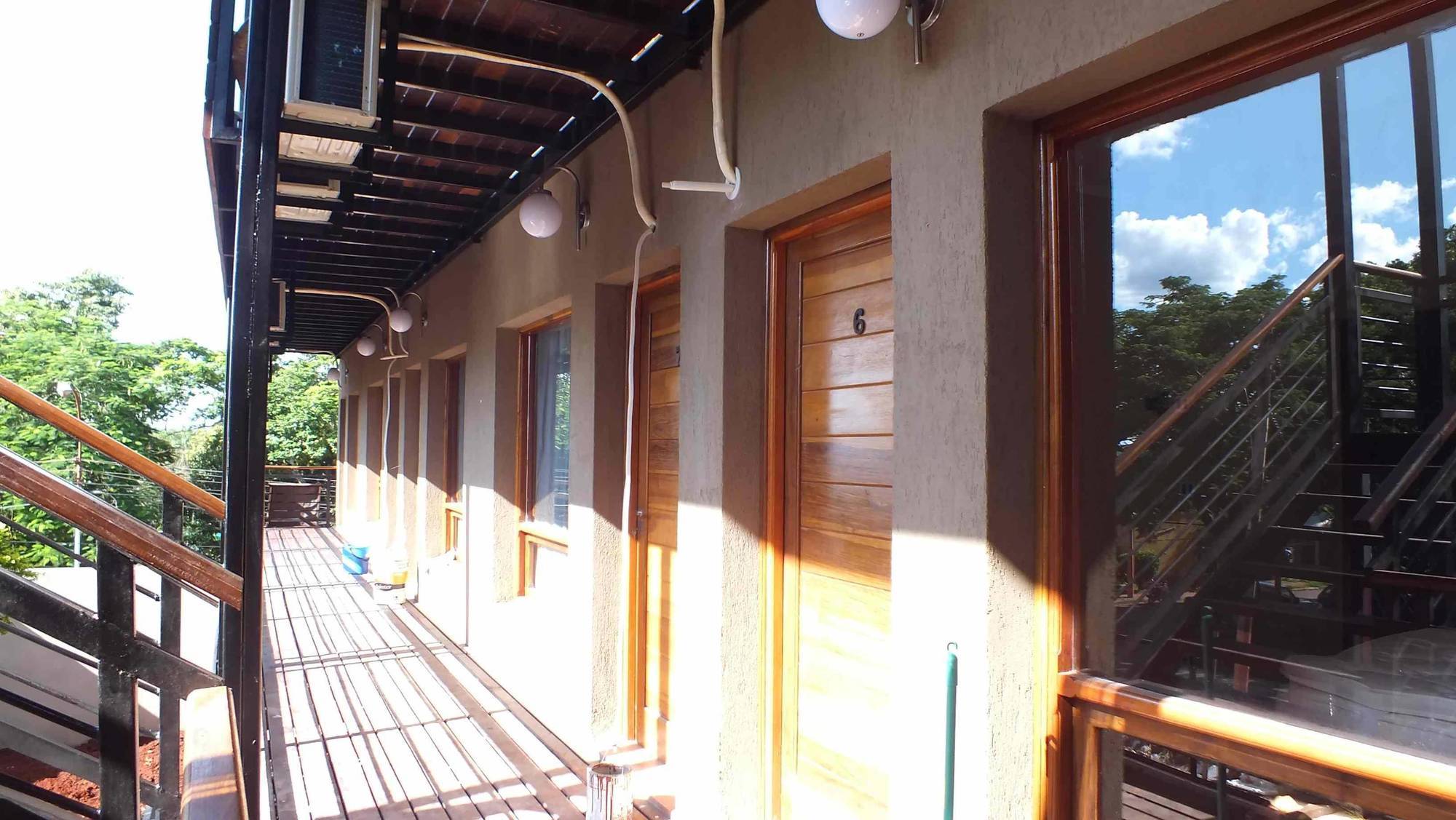 Iguazu Urban Hotel Express Puerto Iguazú Exterior foto